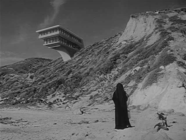 The Ghost of Sierra de Cobre